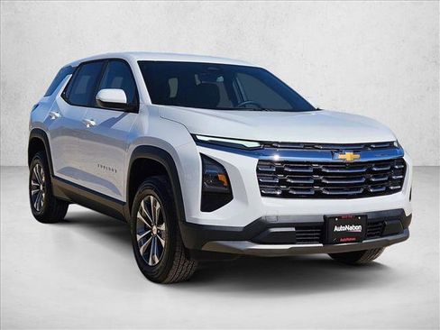 New 2026 Chevrolet Equinox LT image 7