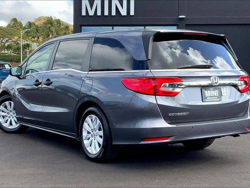 Used 2018 Honda Odyssey LX image 11