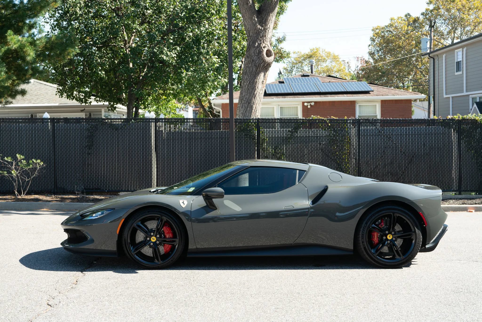 Used 2023 Ferrari 296 GTB RWD image 7