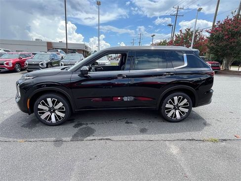 New 2025 Mitsubishi Outlander SEL image 6