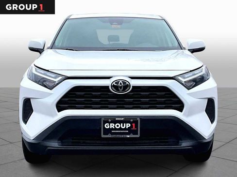 Used 2023 Toyota RAV4 LE image 4