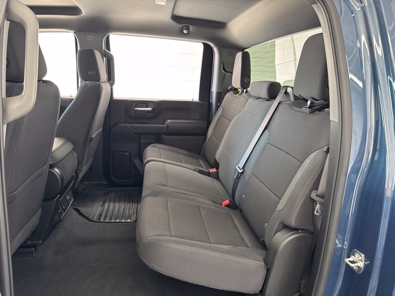 Used 2025 Chevrolet Silverado 2500 Custom w/ Custom Value Package AWD/4WD image 38