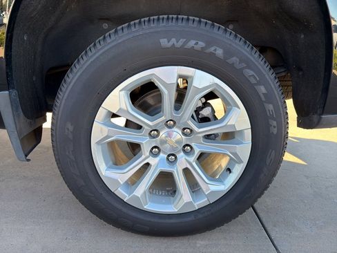 Used 2023 Chevrolet Silverado 1500 LTZ image 7