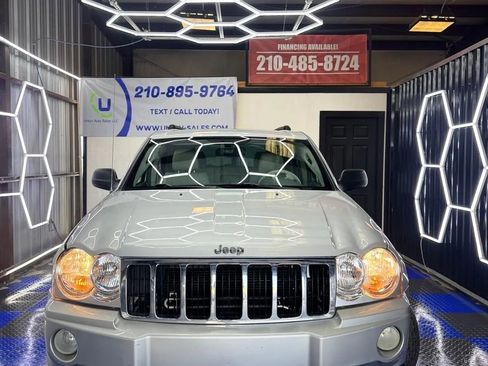 Used 2007 Jeep Grand Cherokee Limited image 9