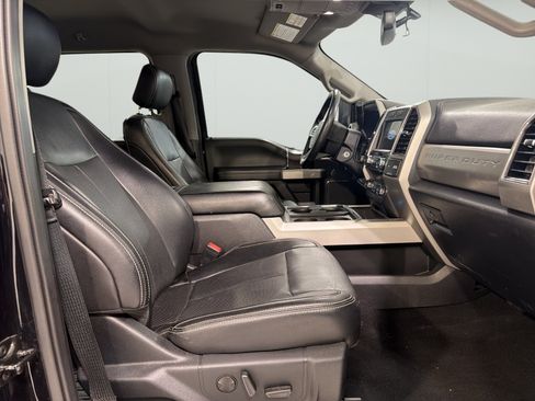 Used 2021 Ford F250 Lariat w/ FX4 Off-Road Package AWD/4WD image 14