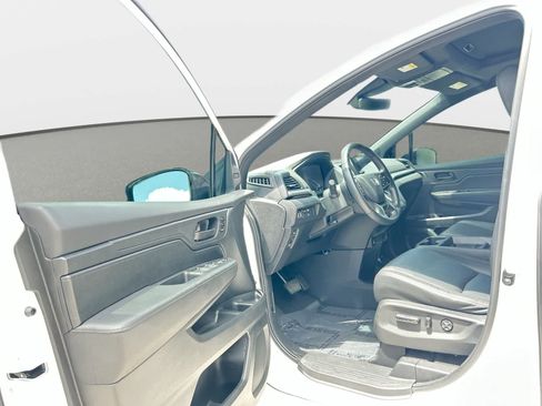 Used 2024 Honda Odyssey Sport image 10