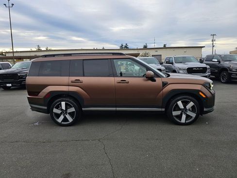 Used 2024 Hyundai Santa Fe Limited image 8