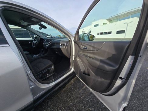 Used 2020 Chevrolet Equinox LT AWD/4WD image 10