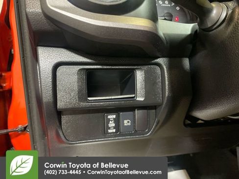 Used 2018 Toyota Tacoma TRD Sport image 20