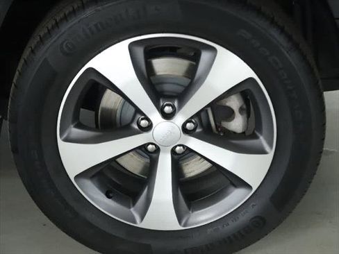 Certified 2021 Jeep Cherokee Limited image 41