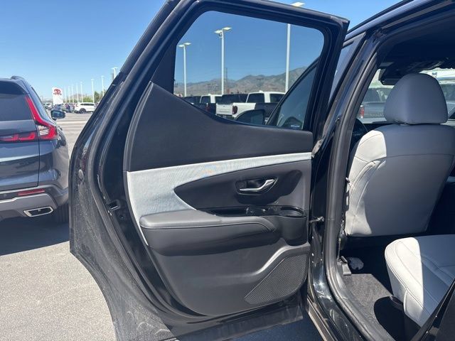 Used 2025 Hyundai Santa Cruz SEL AWD/4WD image 18