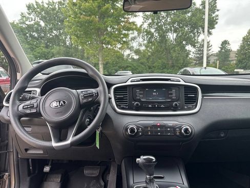 Used 2016 Kia Sorento AWD image 21