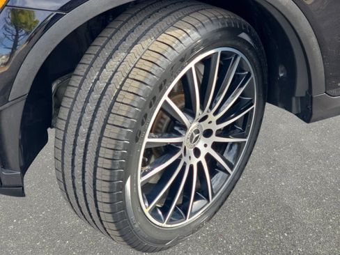 Used 2020 Mercedes-Benz GLC 300 4MATIC Coupe image 31