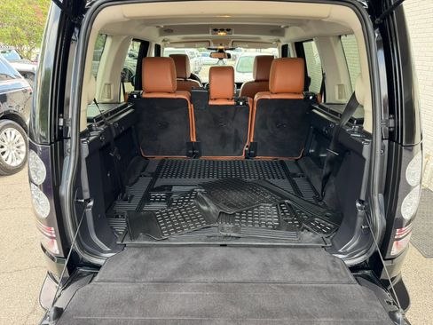 Used 2016 Land Rover LR4 HSE LUX AWD/4WD image 24
