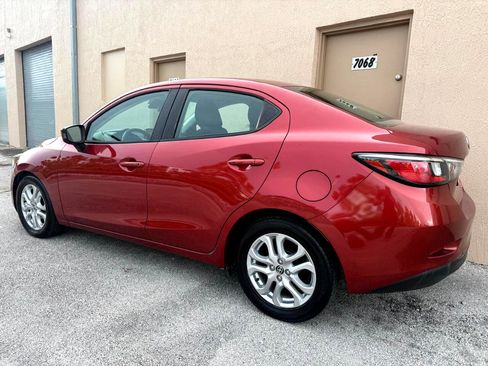Used 2016 Scion iA image 11