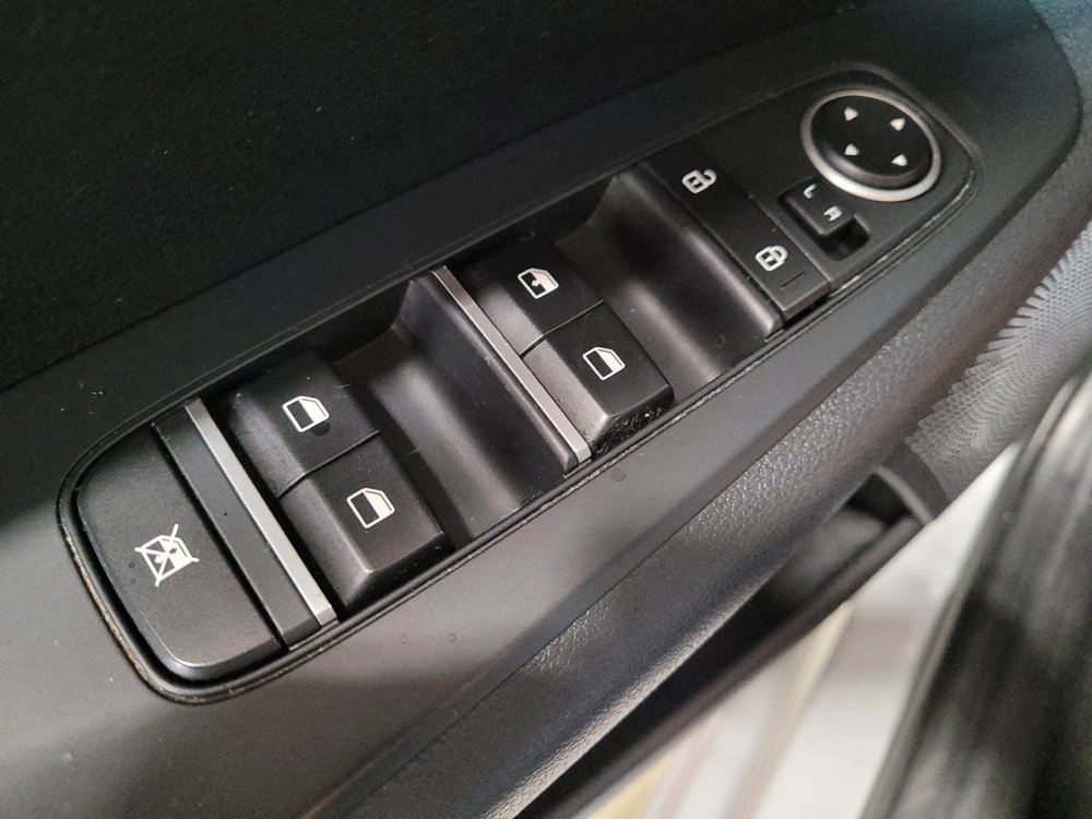 Used 2021 Kia Forte LXS FWD image 27