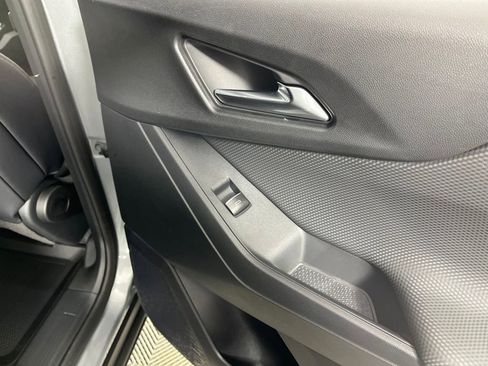 New 2026 Chevrolet Equinox RS w/ Safety and Technology Package FWD image 15