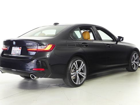 Used 2023 BMW 330i Sedan w/ Driving Assistance Package RWD image 7