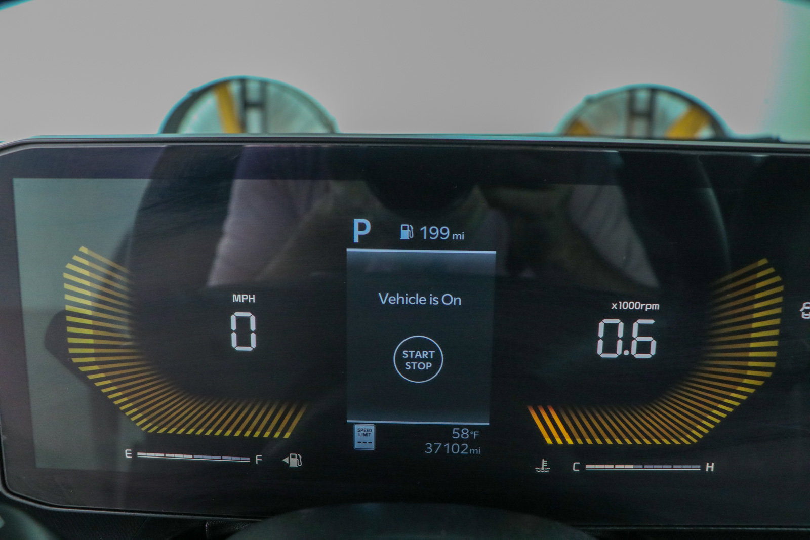Used 2025 Kia K4 FWD image 15