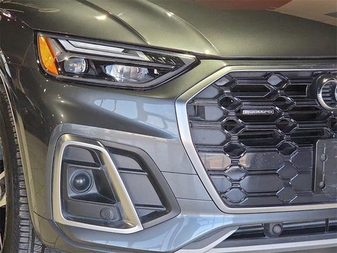 Used 2023 Audi Q5 2.0T Premium w/ Convenience Package image 10