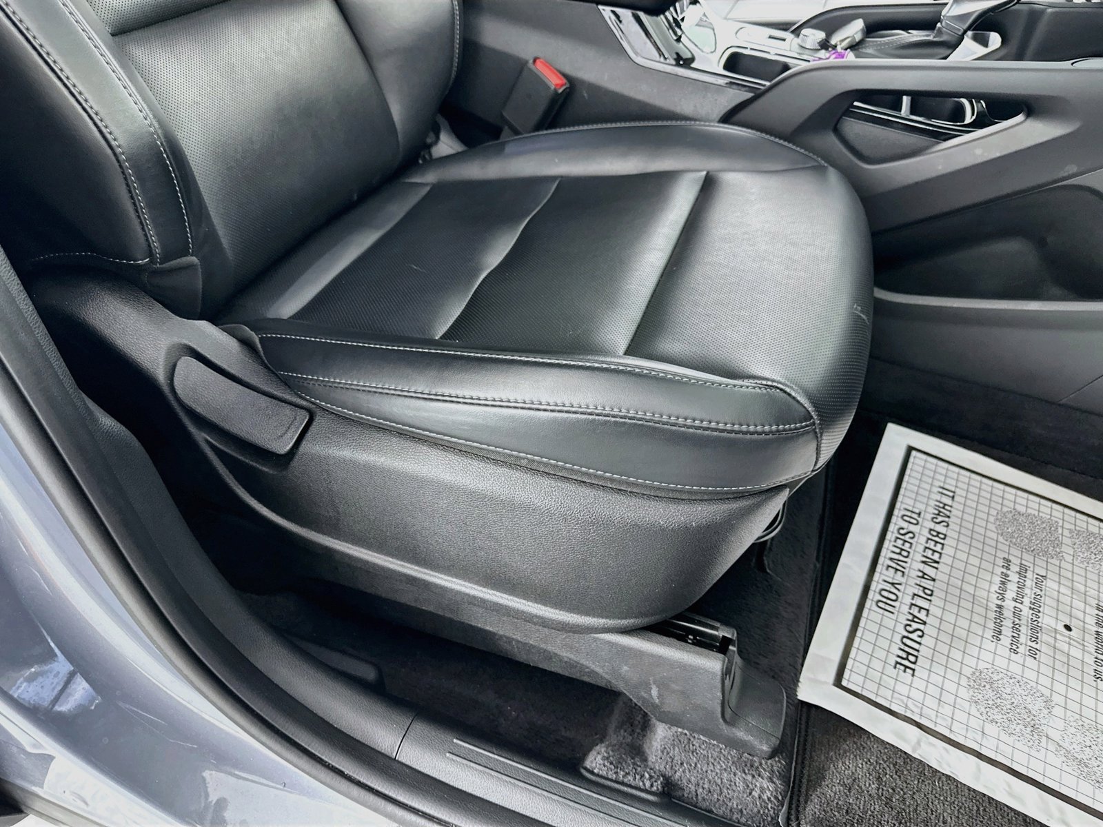 Used 2025 Kia Telluride S FWD image 33