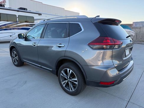 Used 2018 Nissan Rogue SL image 5