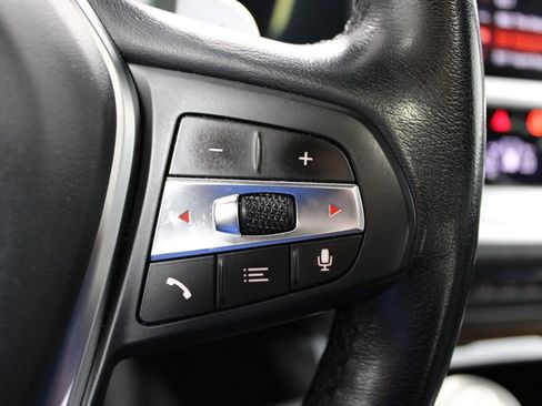 Used 2019 BMW 330i Sedan w/ Convenience Package image 17