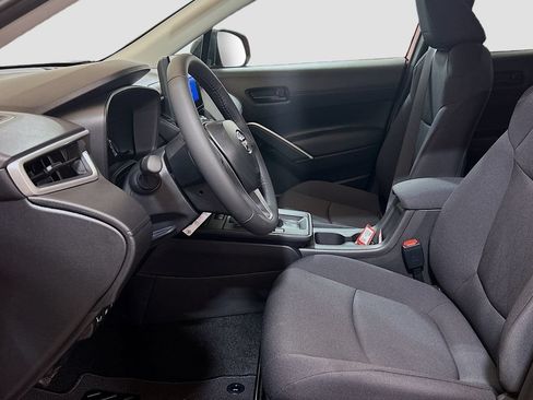 New 2026 Toyota Corolla Cross LE FWD image 18