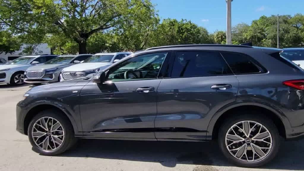 New 2026 Audi Q5 Premium Plus AWD/4WD image 5