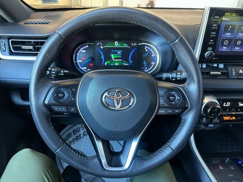 Used 2021 Toyota RAV4 XSE image 2