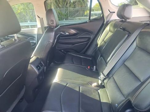 Used 2021 GMC Terrain SLT image 12