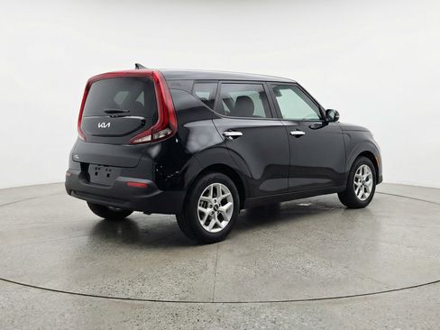 Used 2025 Kia Soul LX w/ LX Technology Package image 9