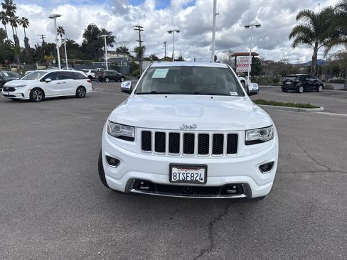 Used 2014 Jeep Grand Cherokee Overland w/ Advanced Technology Group image 8