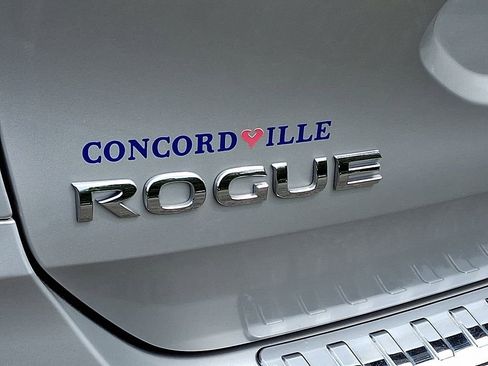 Used 2020 Nissan Rogue SV AWD/4WD image 31