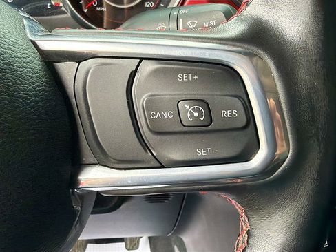 Used 2022 Jeep Gladiator Rubicon w/ LED Lighting Group AWD/4WD image 13