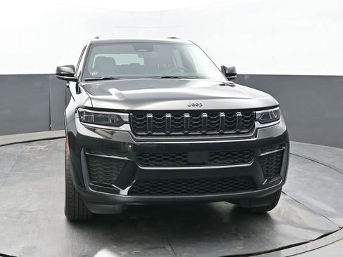 New 2026 Jeep Grand Cherokee L 4WD image 8