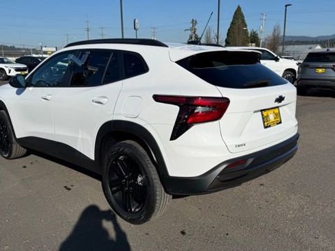 New 2026 Chevrolet Trax ACTIV image 6