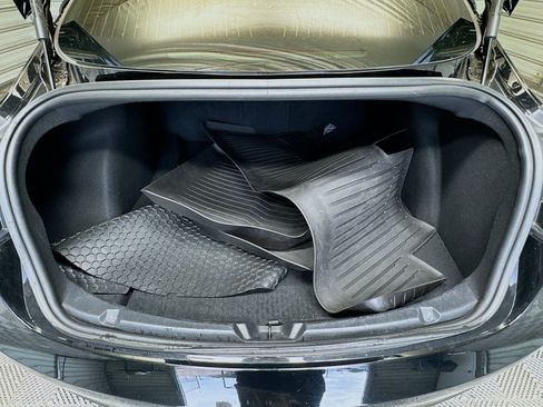 Used 2018 Tesla Model 3 RWD image 17