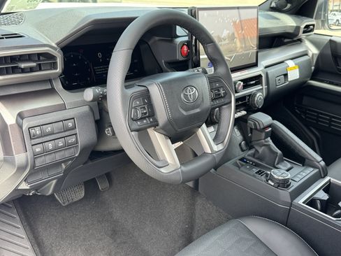 New 2026 Toyota 4Runner TRD Off-Road Premium AWD/4WD image 16