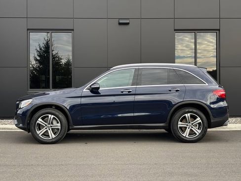 Used 2019 Mercedes-Benz GLC 300 4MATIC image 4