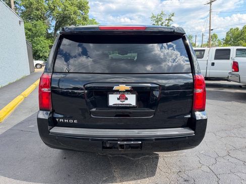 Used 2019 Chevrolet Tahoe LT w/ Luxury Package AWD/4WD image 7