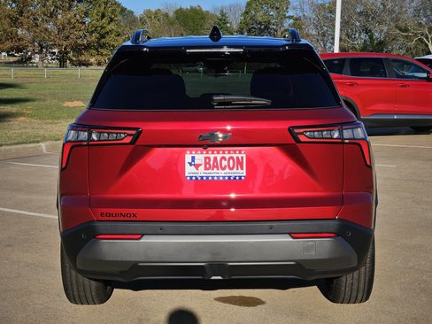 New 2026 Chevrolet Equinox LT image 4
