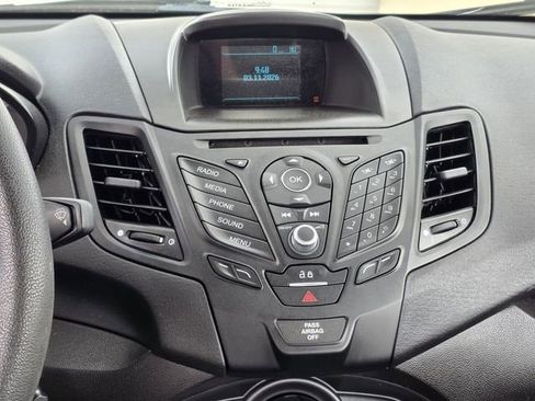 Used 2016 Ford Fiesta S image 9