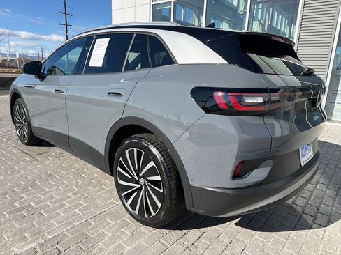 Certified 2023 Volkswagen ID.4 Pro S Plus image 5