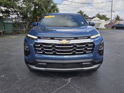 Used 2025 Chevrolet Equinox LT FWD image 13
