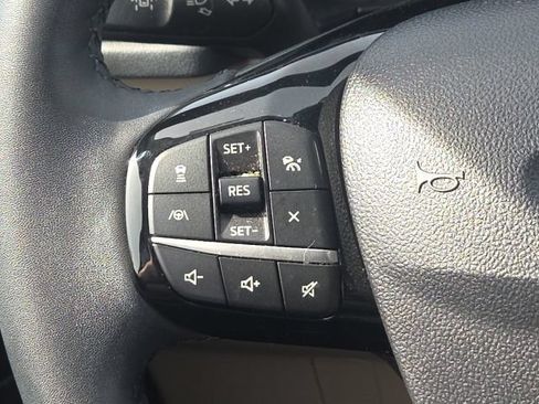 Used 2022 Ford Escape Titanium AWD/4WD image 39