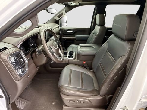 Used 2020 GMC Sierra 2500 Denali w/ Denali Ultimate Package AWD/4WD image 18