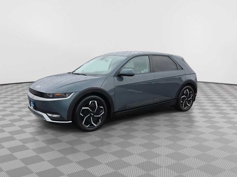 Used 2024 Hyundai Ioniq 5 SE RWD image 4