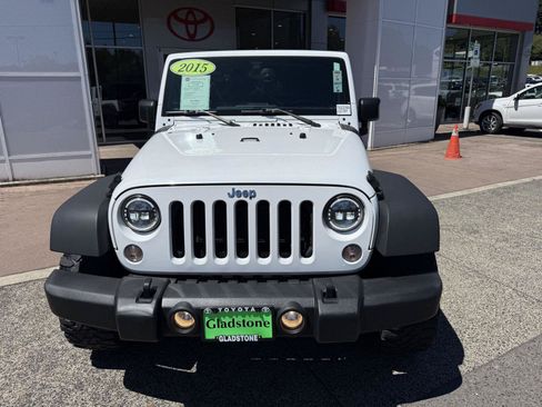 Used 2015 Jeep Wrangler Unlimited Sport w/ Quick Order Package 24S AWD/4WD image 10