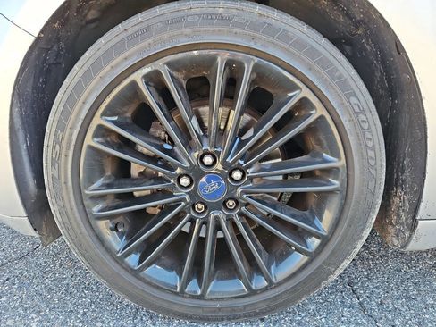 Used 2013 Ford Fusion SE image 23